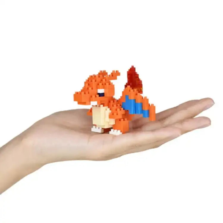 Nanoblock: Pokémon - Charizard - Action- og legetøjsfigurer